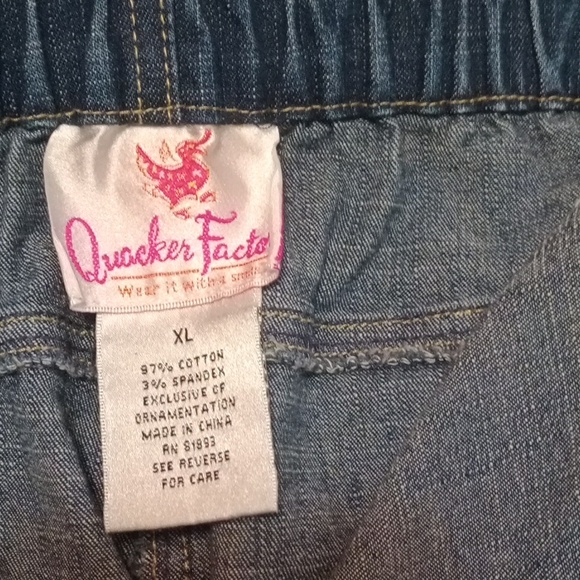 JEANS BY Quacker Factory - Picture 6 of 6